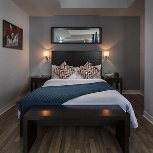 Jr 1 Bedroom